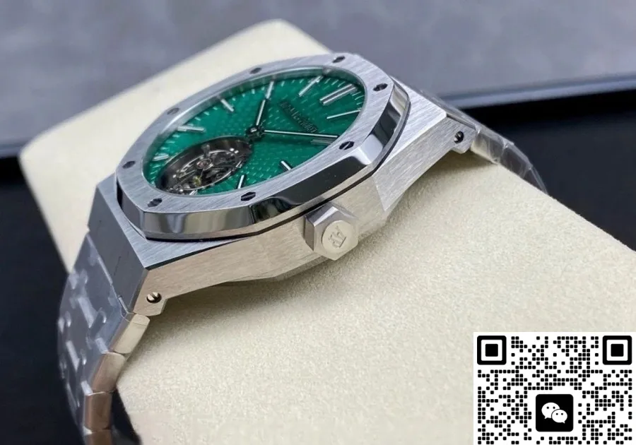 R8 Factory Audemars Piguet Royal Oak 26534TI.OO.1220TI.01 1:1 Best Edition Replica Watch